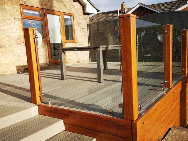 domestic-residential-decking-3-kireth-ai